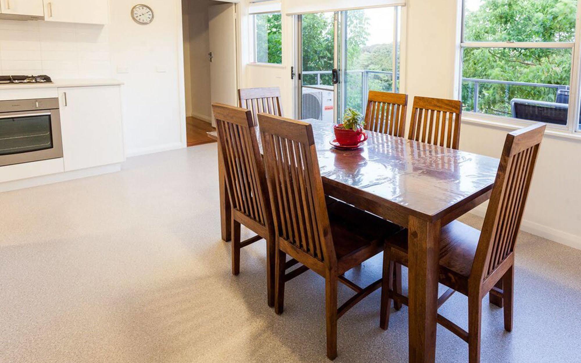 קווינבאיין Point Lonsdale Holiday Apartments (Adults Only) מראה חיצוני תמונה