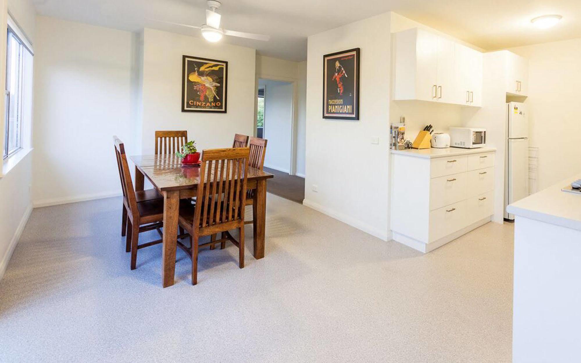 קווינבאיין Point Lonsdale Holiday Apartments (Adults Only) מראה חיצוני תמונה