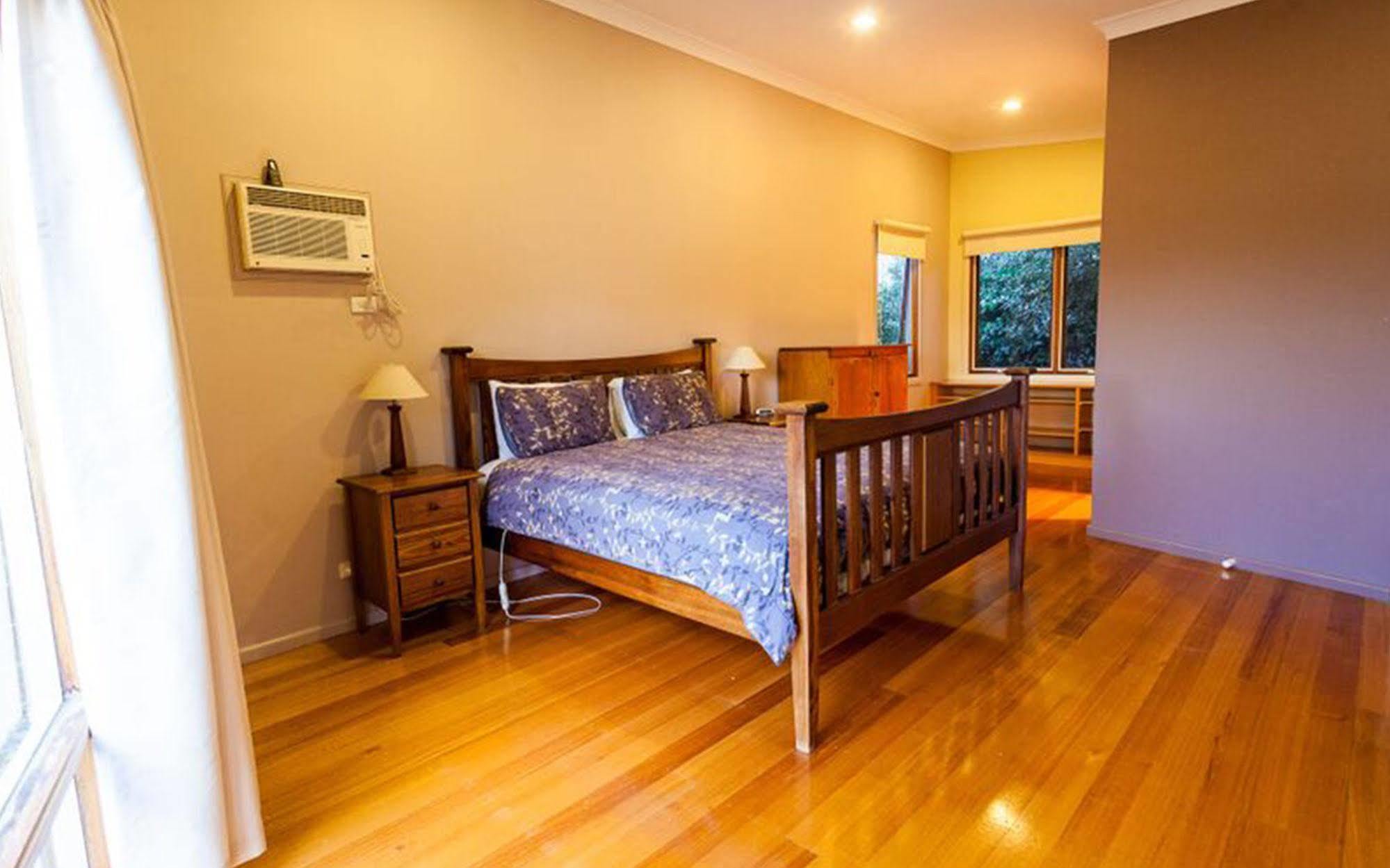 קווינבאיין Point Lonsdale Holiday Apartments (Adults Only) מראה חיצוני תמונה
